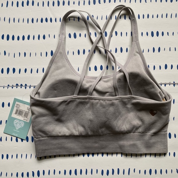 Tone It Up x Kohls Inspire Seamless Bra in Silver Grey Sports Bra - Picture 2 of 3
